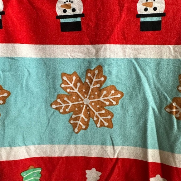 đNWOT LuLaRoe Christmas Favorites Pattern Leggings
Size TC - Picture 2 of 4